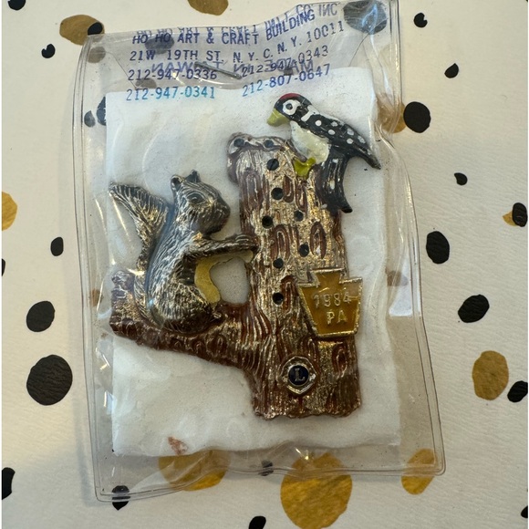 HO HO ARTS & CRAFTS PIN 1984 PA - Picture 1 of 2